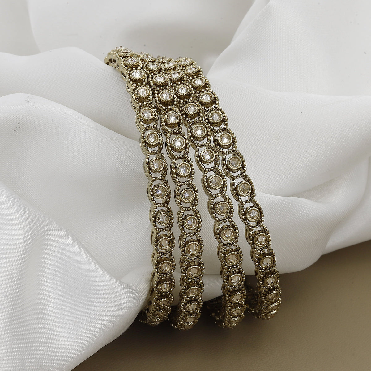 Mahendi Polish Solitaire American Diamond Set of 4 Bangles
