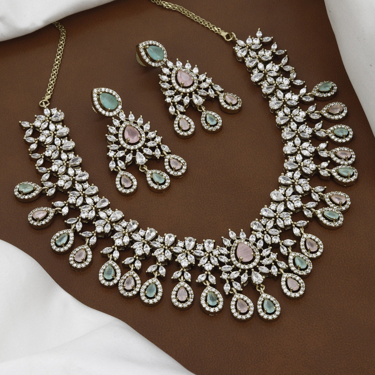 Mehndi Polished Elegant American Diamond Floral Necklace Set