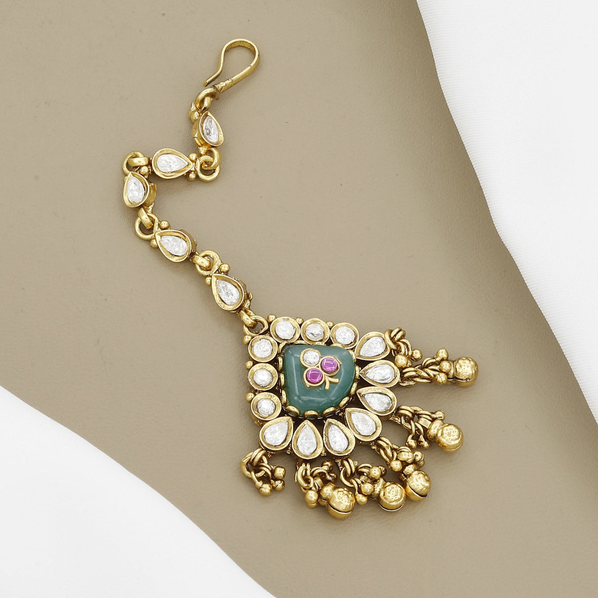 Kundan Polki Maang Tikka with Central Green Stone