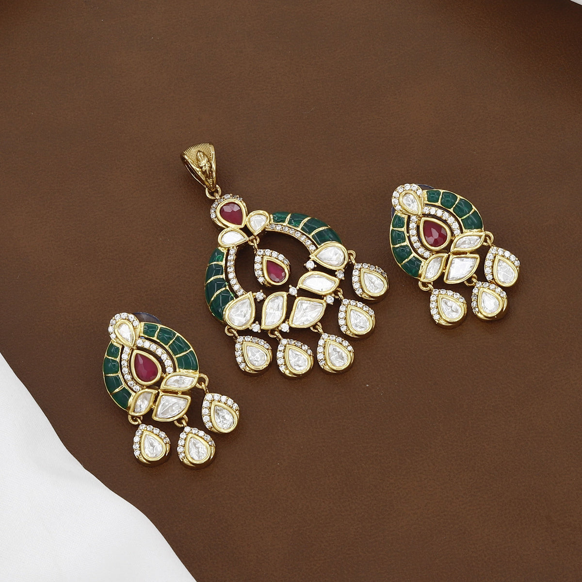 Victorian Polished Traditional Chandbali Kundan Set