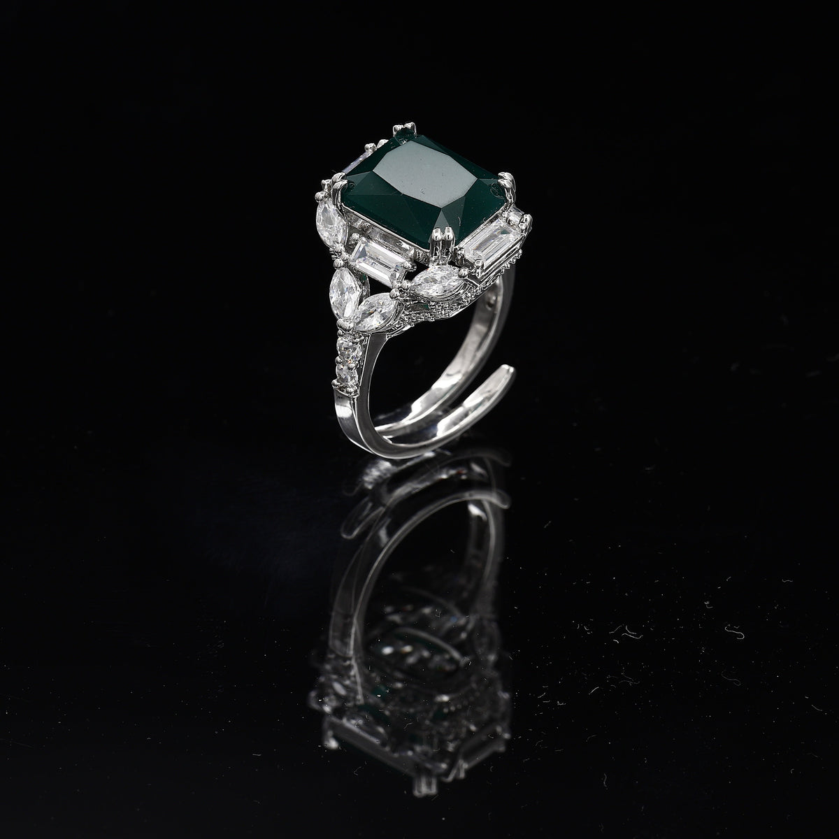 Big Color Diamond Silver Tone Freesize Ring